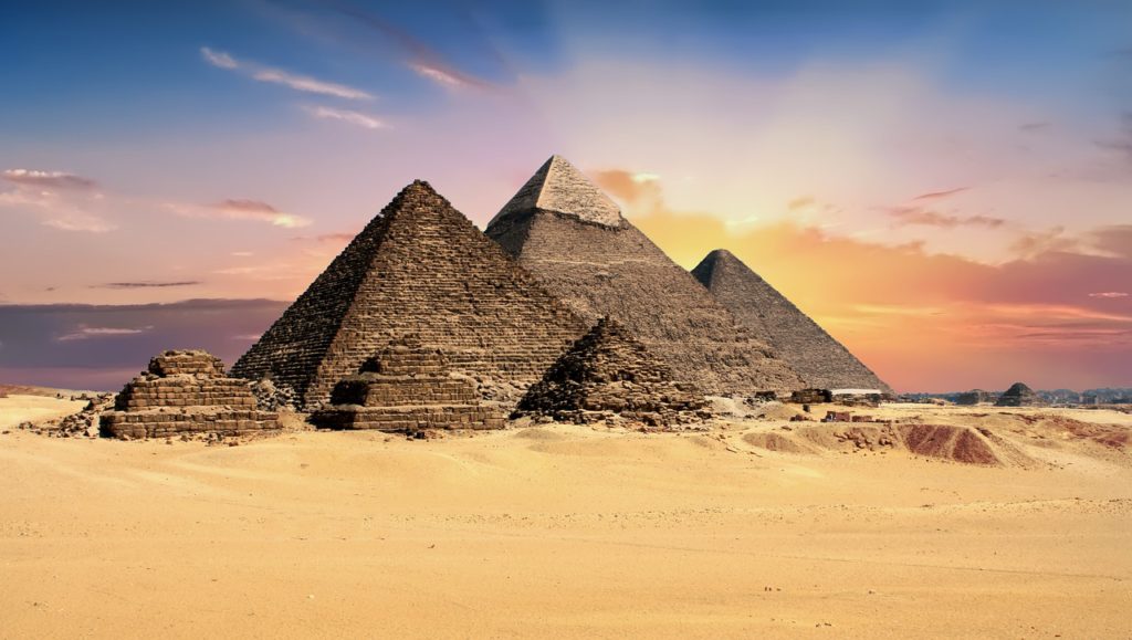 10 Key Topics on your Bucket List -  Pyramids, Egypt